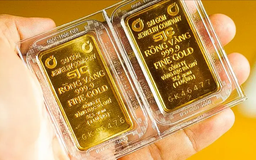 Giá vàng tăng cao nhất hai tháng, giá bạc lập đỉnh mới