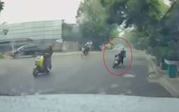 Nguy hiểm khi học sinh lạng lách, đánh võng trên đường