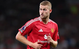 Man United gặp tổn thất ở hàng thủ