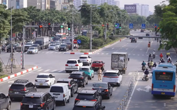 Lái xe taxi cần nâng cao văn hóa tham gia giao thông