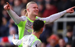 Man City duy trì sức ép lên Arsenal