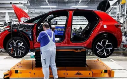 EU nới lỏng lệnh cấm động cơ đốt trong năm 2035