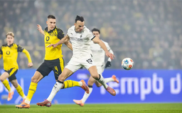 Dortmund tạm thời vươn lên xếp thứ hai Bundesliga