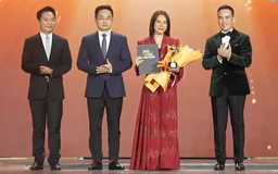 Mỹ Tâm và Hòa Minzy cùng thắng giải Đại sứ quảng cáo