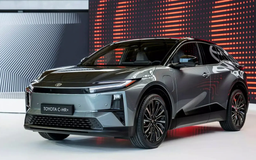Toyota trình làng mẫu crossover thuần điện C-HR+ 2026