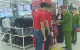 Chủ động phòng cháy điểm mua sắm tập trung mùa cao điểm
