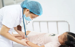 Không chủ quan với sốt xuất huyết ở trẻ