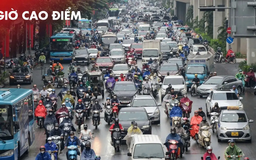 Giờ cao điểm: Giao thông Hà Nội sáng 24/12