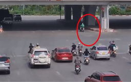 Phạt lỗi vi phạm đèn vàng
