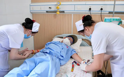 Điều trị thành công bé trai mắc ung thư máu hiếm gặp
