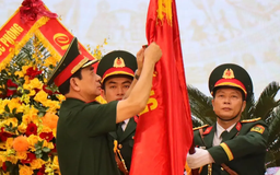 Quân khu 7 nhận Huân chương Bảo vệ Tổ quốc hạng Nhất