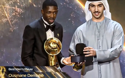 Ousmane Dembele lần thứ ba vượt qua Lamine Yamal