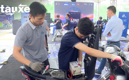 Từ giảng đường đến thực tế của sinh viên ngành phụ trợ xe | Bản tin Tàu và Xe | 03/12/2025