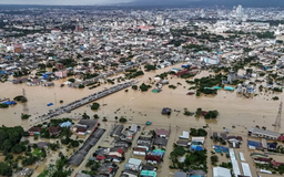 Mưa bão tàn phá khu vực Đông Nam Á và Nam Á