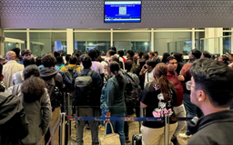 500 chuyến bay bị hủy gây hỗn loạn Sân bay New Delhi