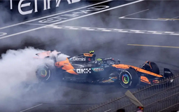 Max Verstappen không thể ngược dòng trong cuộc đua vô địch F1