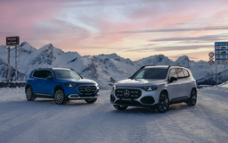 Mercedes giới thiệu phiên bản GLB chạy thuần điện
