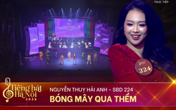 Bóng mây qua thềm