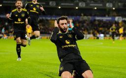 Thắng đậm Wolves, Man United áp sát nhóm dự Champions League