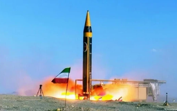 Iran tuyên bố sử dụng UAV tự phát triển tấn công Israel