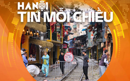 Hà Nội lập lại trật tự tại khu cà phê đường tàu | Hà Nội tin mỗi chiều
