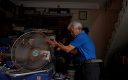 Nhịp sống trên phố 'kim khí' | Nhịp sống Hà Nội | 25/06/2025