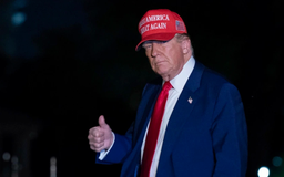Ông Trump phát tín hiệu nới lỏng trừng phạt dầu mỏ Iran
