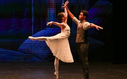 Nghệ sĩ Cuba mang trích đoạn kinh điển của ballet đến Việt Nam