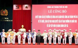 Công bố 126 trưởng công an xã, phường tại Hà Nội