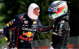 Max Verstappen chỉ trích đối thủ