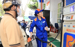 Giá xăng giảm gần 400 đồng/lít khi giảm thuế 2%