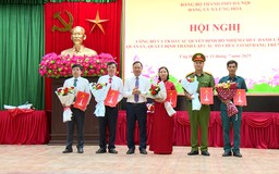Xã Ứng Hòa công bố quyết định thành lập tổ chức Đảng