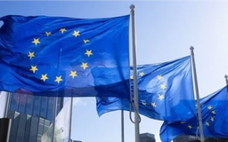 EU chuẩn bị 100 tỷ USD ứng phó 'đòn thuế' của Mỹ