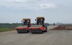 Nhiều đoạn thi công đường Vành đai 4 còn vướng mặt bằng