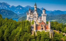 Lâu đài cổ tích Bavaria được ghi danh Di sản Thế giới