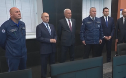 Tổng thống Nga Putin thăm nhà máy thép Magnitogorsk