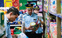 Không có vùng cấm trong xử lý hàng giả, buôn lậu