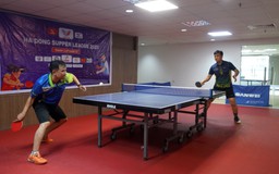 Đánh bóng bàn buổi chiều