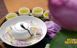 Trà sen 'xổi' Tây Hồ