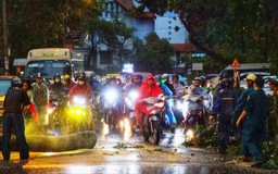 Bão số 3: Hà Nội mưa to, có nơi 300 mm