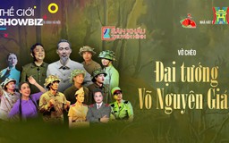 Tái hiện hình ảnh Đại tướng Võ Nguyên Giáp trên sân khấu chèo | Thế giới Showbiz | 23/07/2025