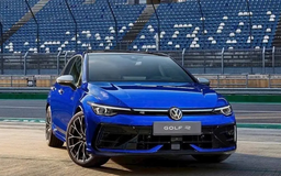 Volkswagen Golf nhận đặt cọc tại Việt Nam
