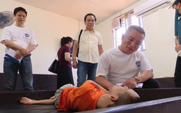 Người Viện trưởng tài năng với tấm lòng nhân ái | Người tốt quanh ta | 26/07/2025