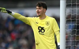 Man City đạt thoả thuận mua thủ môn mới