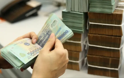 Lãi suất VND liên ngân hàng tăng mạnh, vượt 6,5%