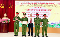 Khen thưởng thành tích đột xuất trong phòng chống tội phạm