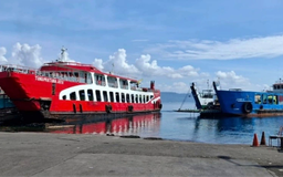 Indonesia: Chìm phà gần đảo Bali, 43 người mất tích
