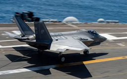 Tiêm kích F-35 của Mỹ rơi tại California, phi công thoát nạn