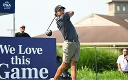 Con trai Tiger Woods có vòng đấu ấn tượng tại PGA Junior