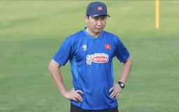 HLV Kim Sang Sik thay đổi sơ đồ thi đấu